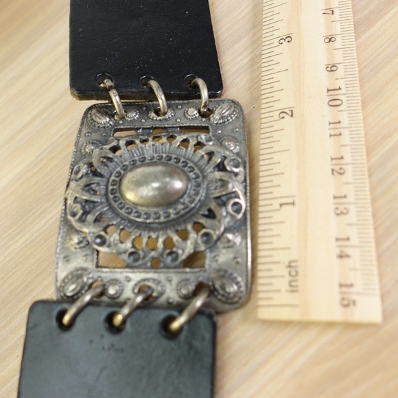 Qualheim Bollorini Belt Women Medium Leather Studded Medallion Concho Link ITALY main image 7